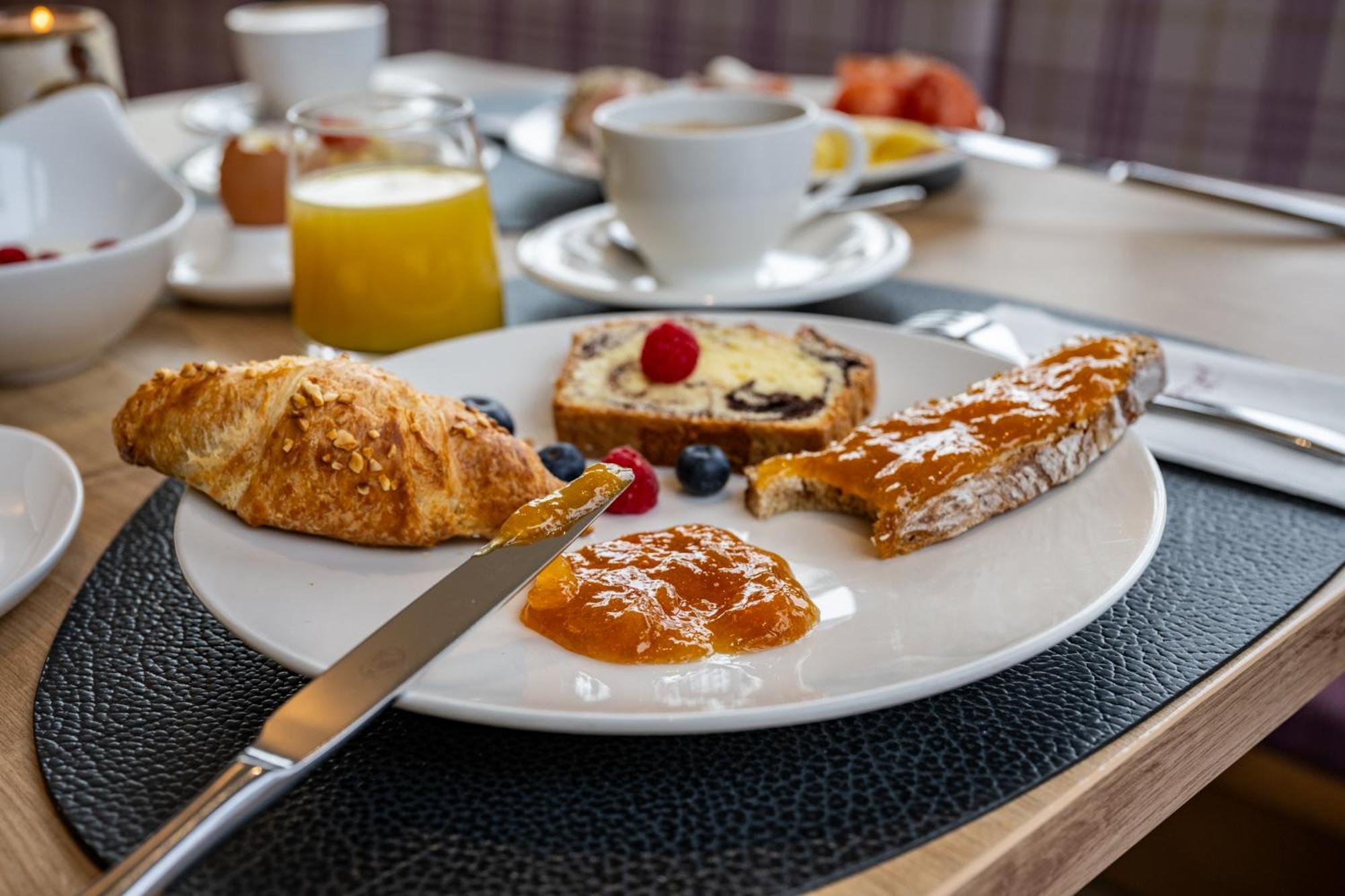 Hotel Schmiedhof Маранца Екстериор снимка